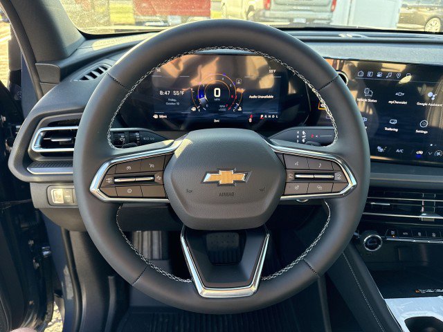 New 2026 Chevrolet Traverse LT w/ Sun and Wheel Package image 11