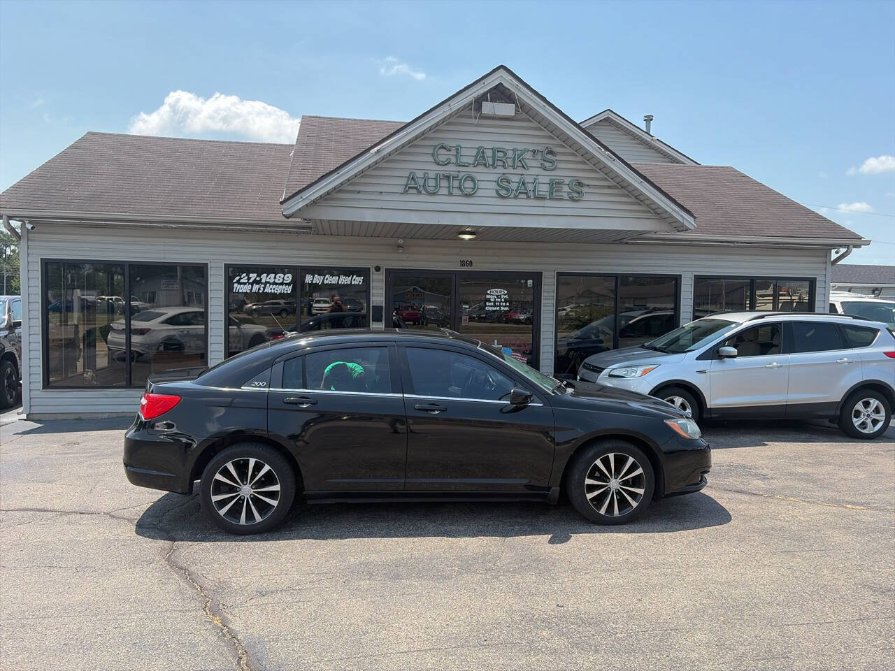 Used 2011 Chrysler 200 S