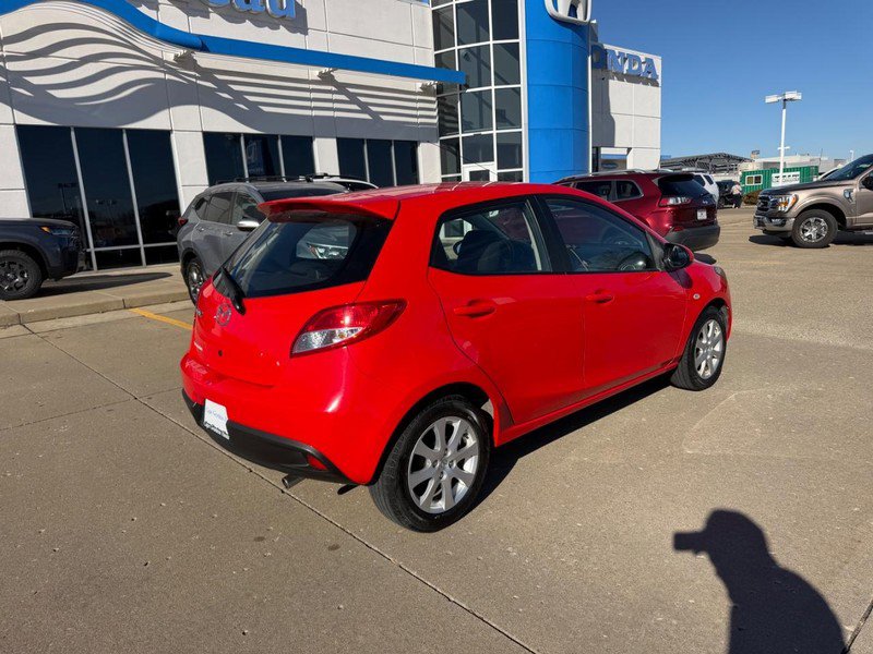 Used 2011 MAZDA MAZDA2 Touring FWD image 2