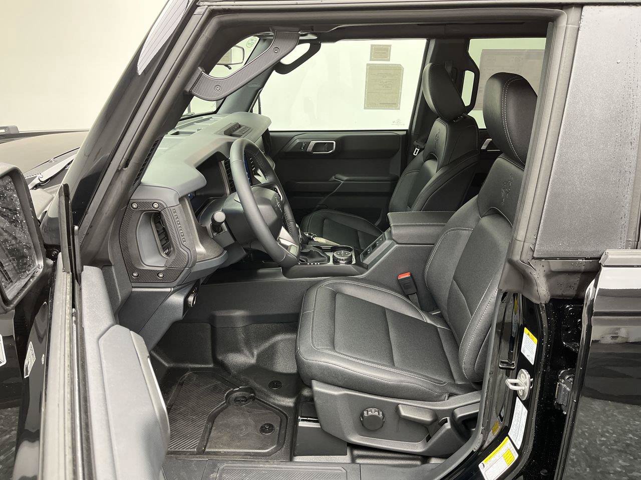 Used 2026 Ford Bronco Big Bend w/ Black Diamond Package AWD/4WD image 3