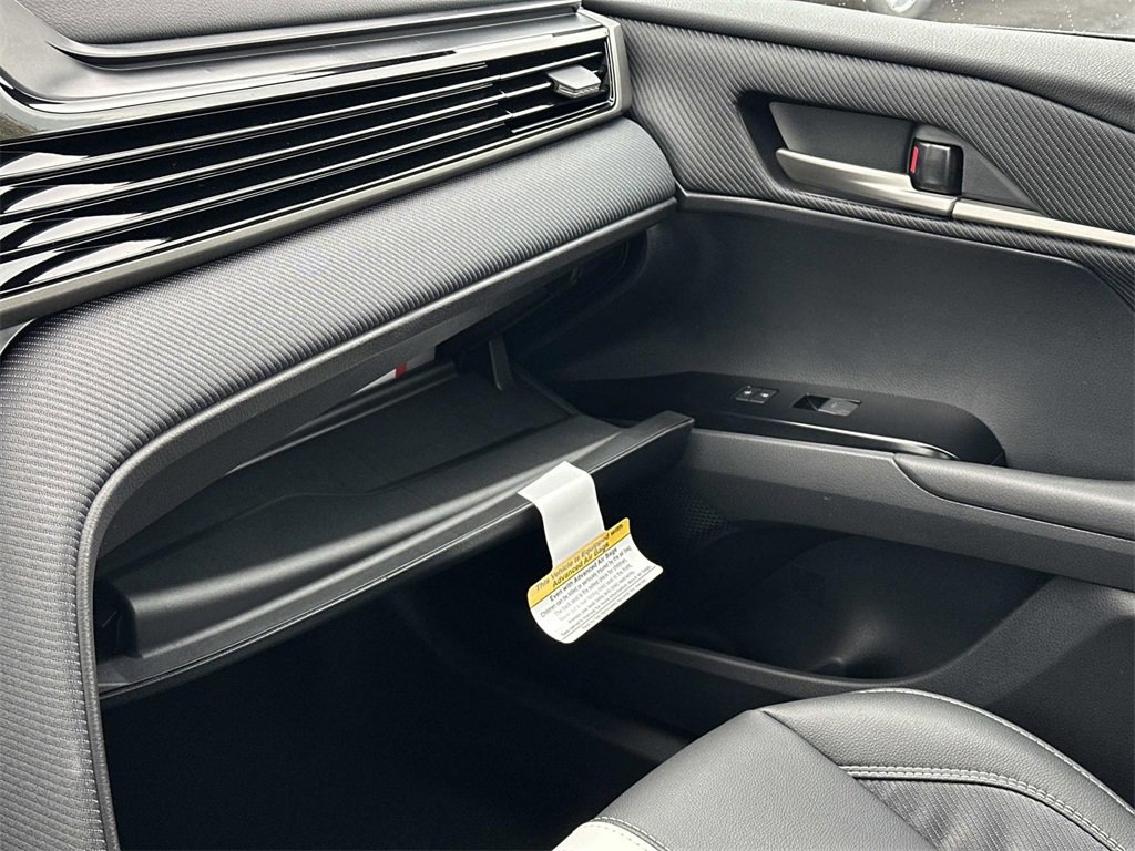 New 2026 Toyota Camry SE image 31
