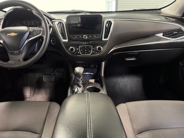 Used 2023 Chevrolet Malibu LT FWD image 21