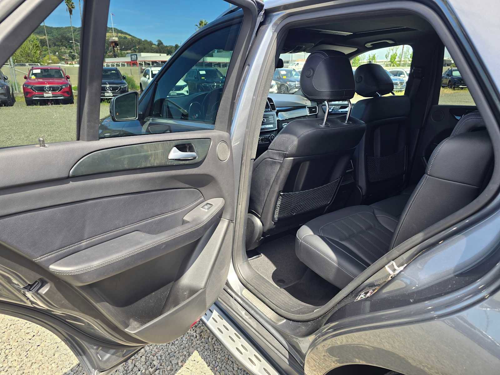 Used 2019 Mercedes-Benz GLE 400 4MATIC image 19