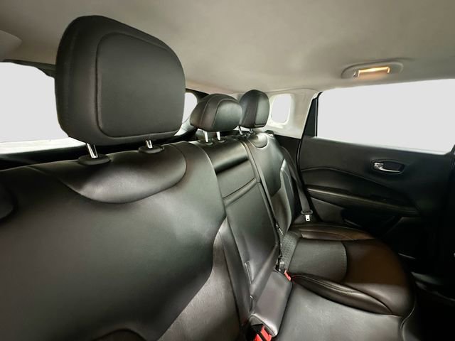 Used 2019 Jeep Compass Latitude image 27
