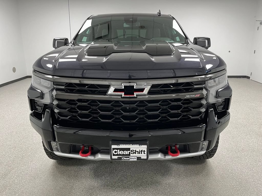 Used 2023 Chevrolet Silverado 1500 ZR2 AWD/4WD image 3