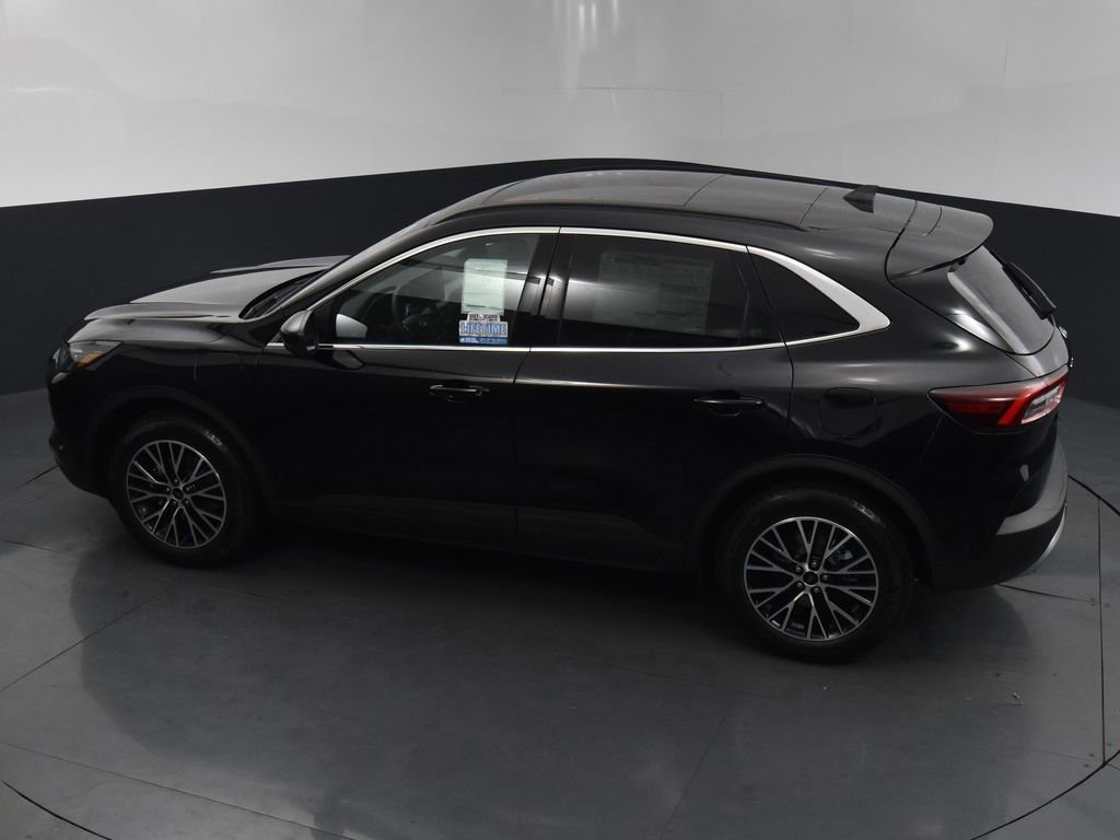 New 2024 Ford Escape SE w/ PHEV Premium Package image 38