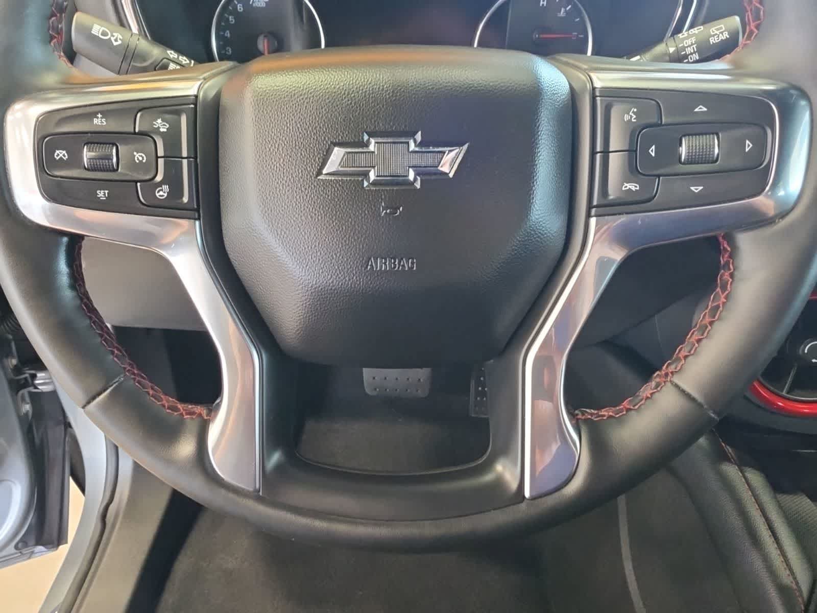 Used 2025 Chevrolet Blazer RS FWD image 22