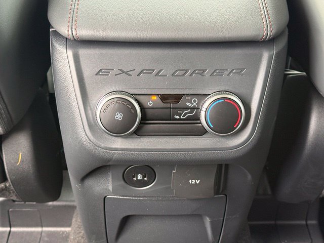Used 2026 Ford Explorer Active w/ Active Comfort Package RWD image 15