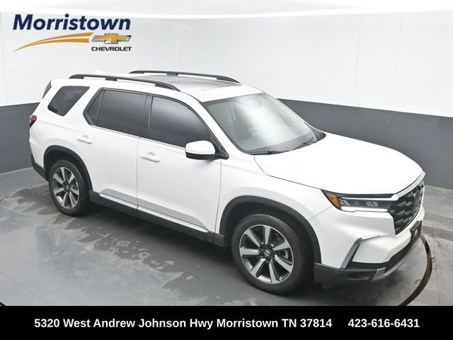 Used 2025 Honda Pilot Elite image 1