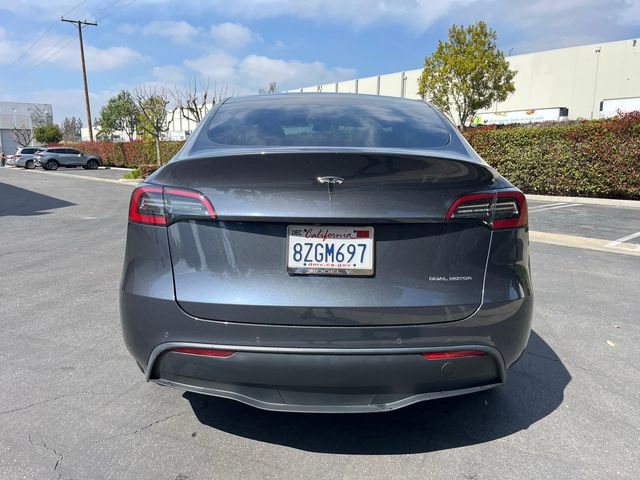 Used 2022 Tesla Model Y Long Range image 6