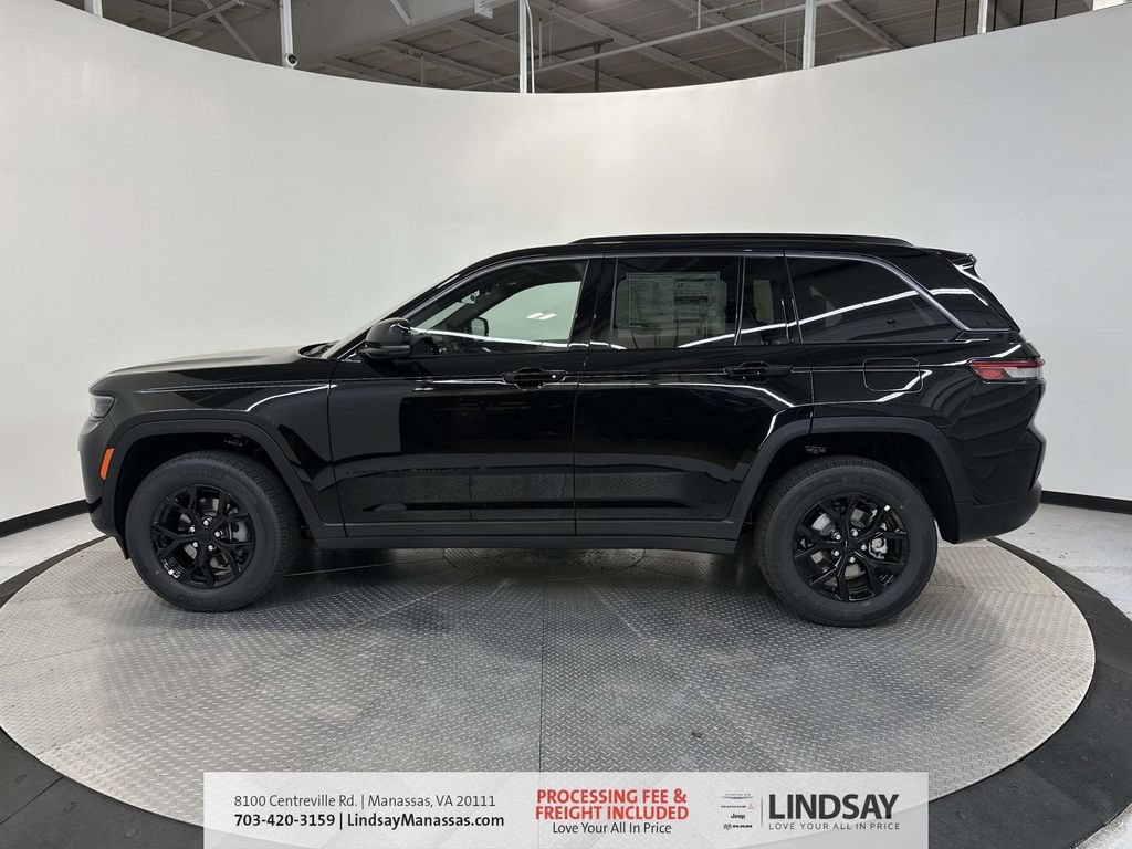 New 2026 Jeep Grand Cherokee Altitude AWD/4WD image 5