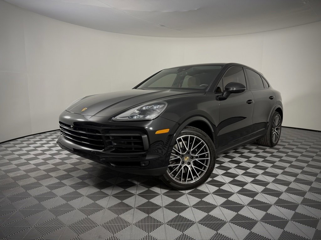 Certified 2023 Porsche Cayenne S image 1