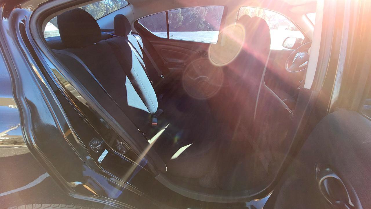 Used 2015 Nissan Versa S image 19