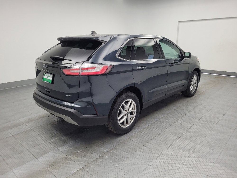 Used 2023 Ford Edge SEL image 9
