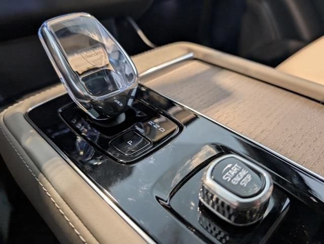 New 2026 Volvo XC90 B6 Ultra w/ Lounge Package AWD/4WD image 22