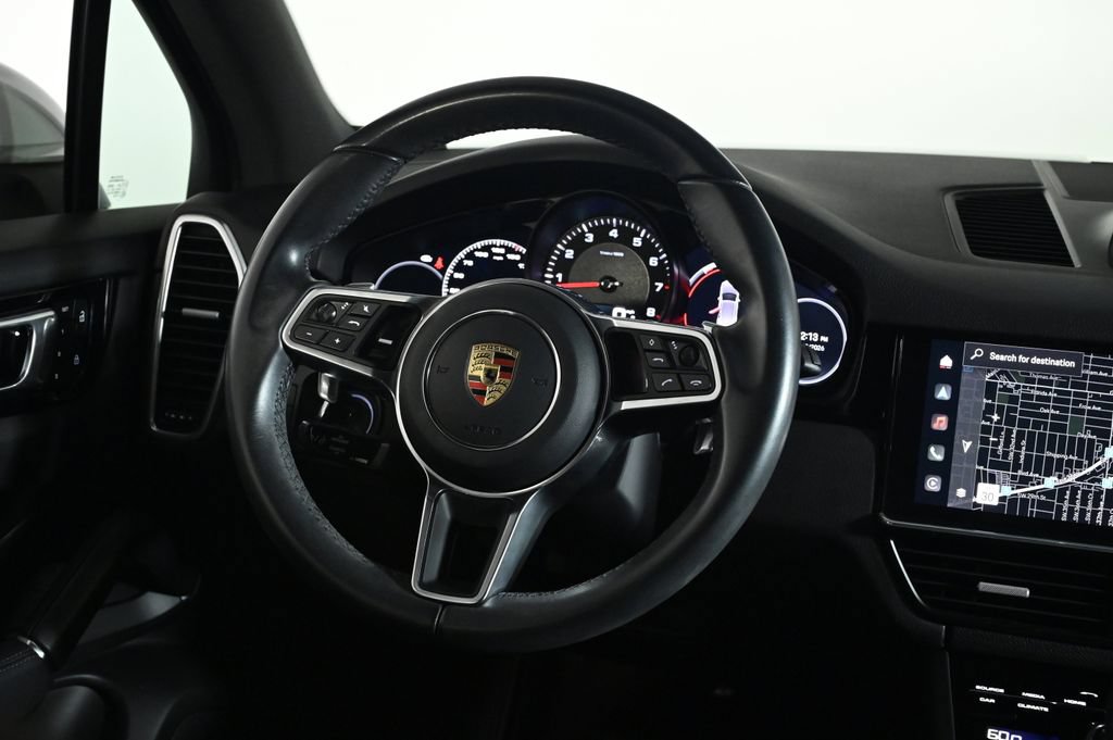 Certified 2023 Porsche Cayenne AWD/4WD image 11