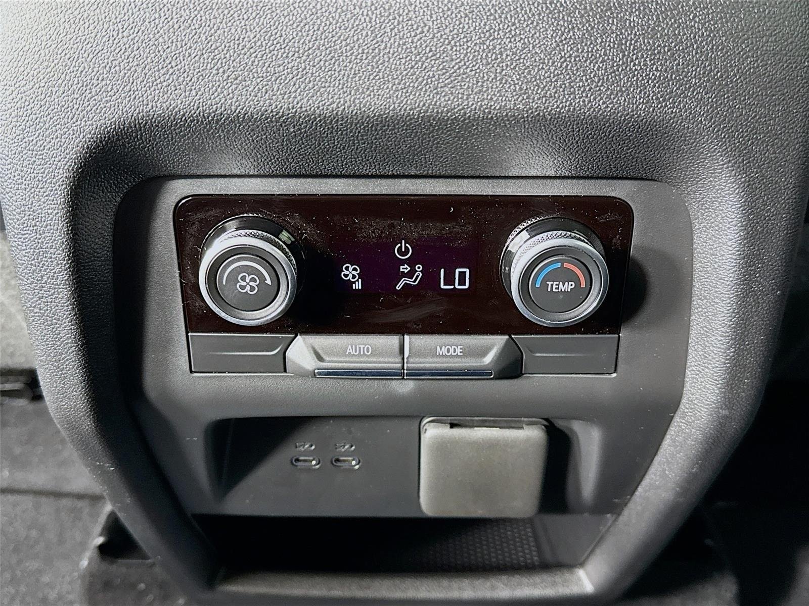 New 2026 Buick Enclave Sport Touring w/ Power Package FWD image 27