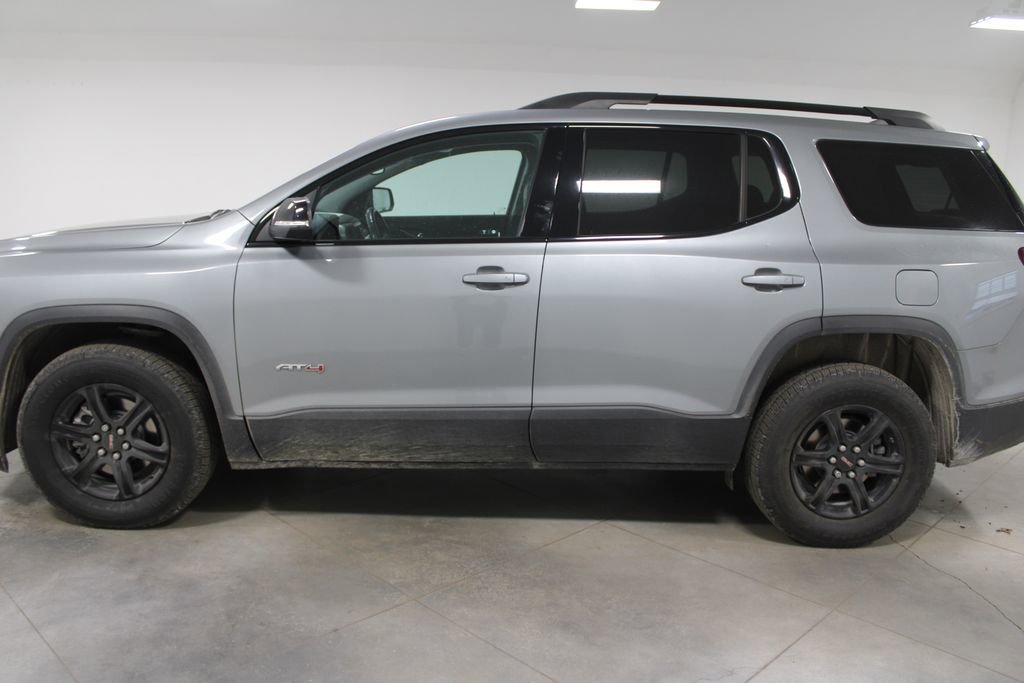 Used 2023 GMC Acadia AT4 w/ Preferred Package image 6