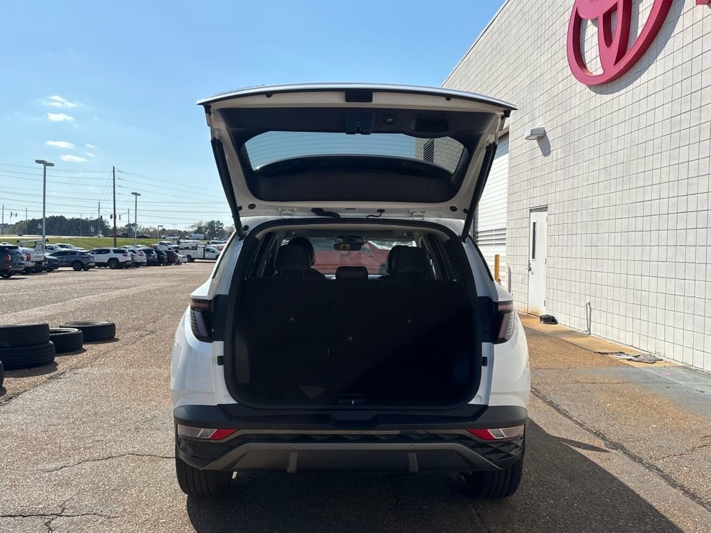 Used 2023 Hyundai Tucson Limited image 30