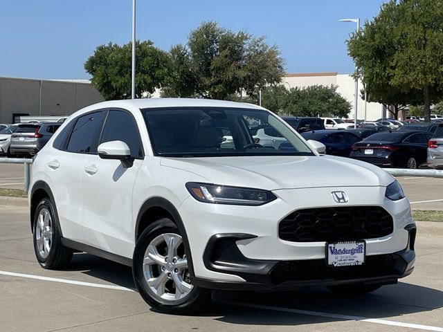 Certified 2025 Honda HR-V LX image 2