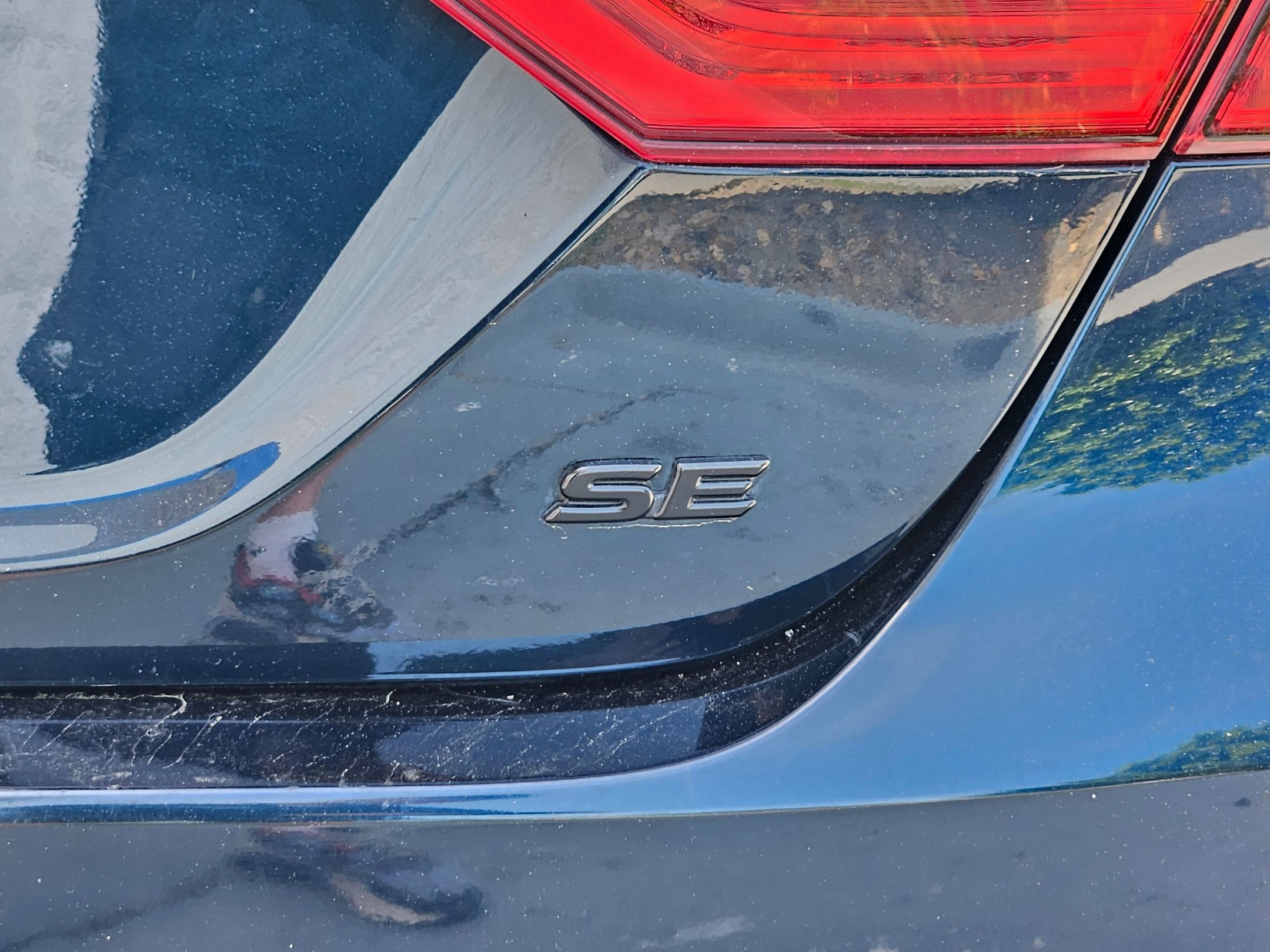 Used 2020 Toyota Camry SE w/ Convenience Package image 30