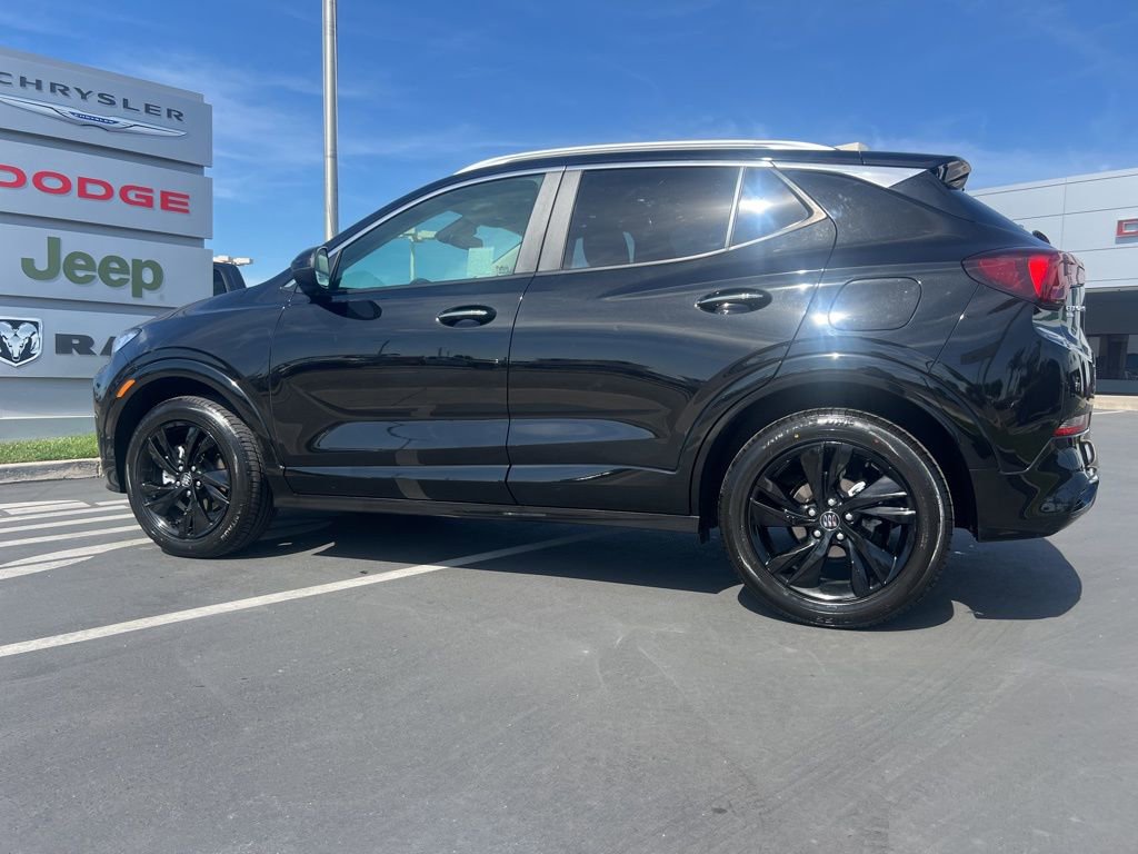 Used 2024 Buick Encore GX Sport Touring image 15