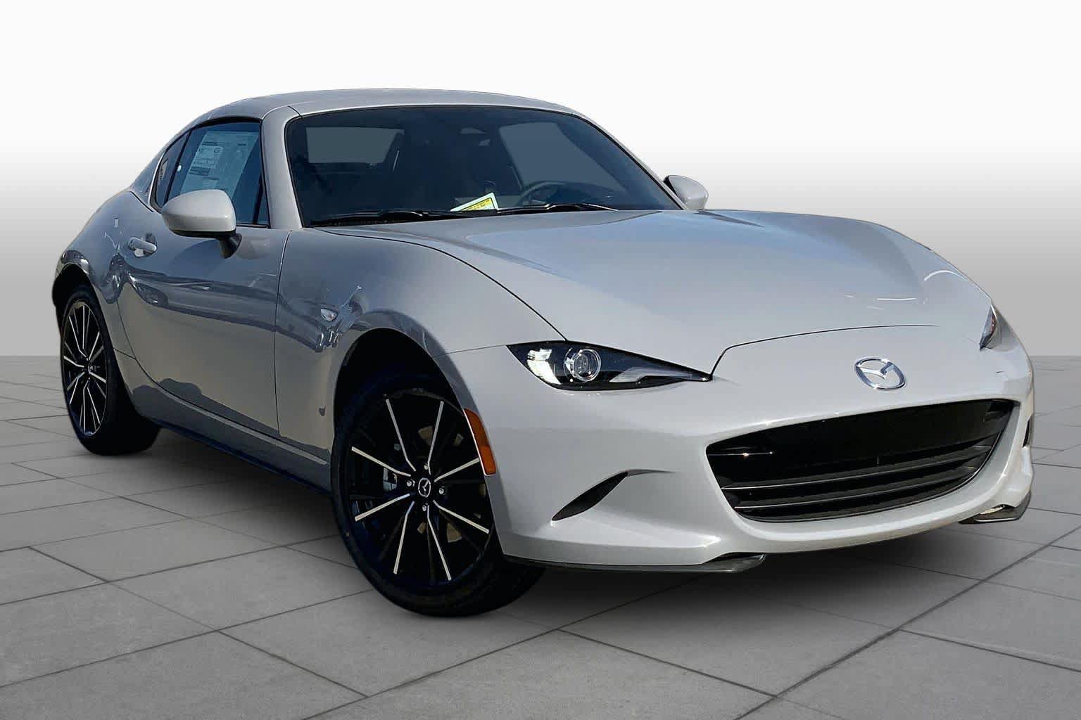 New 2026 MAZDA MX-5 Miata RF Grand Touring RWD image 2
