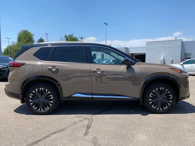 Certified 2024 Nissan Rogue Platinum w/ Platinum Premium Package AWD/4WD image 6