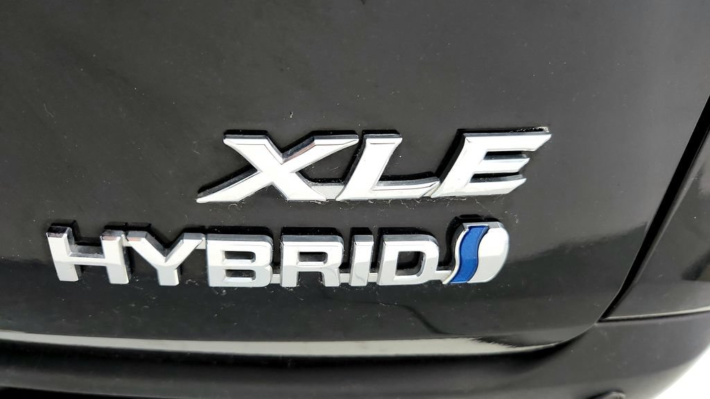 Certified 2023 Toyota Sienna XLE AWD/4WD image 14
