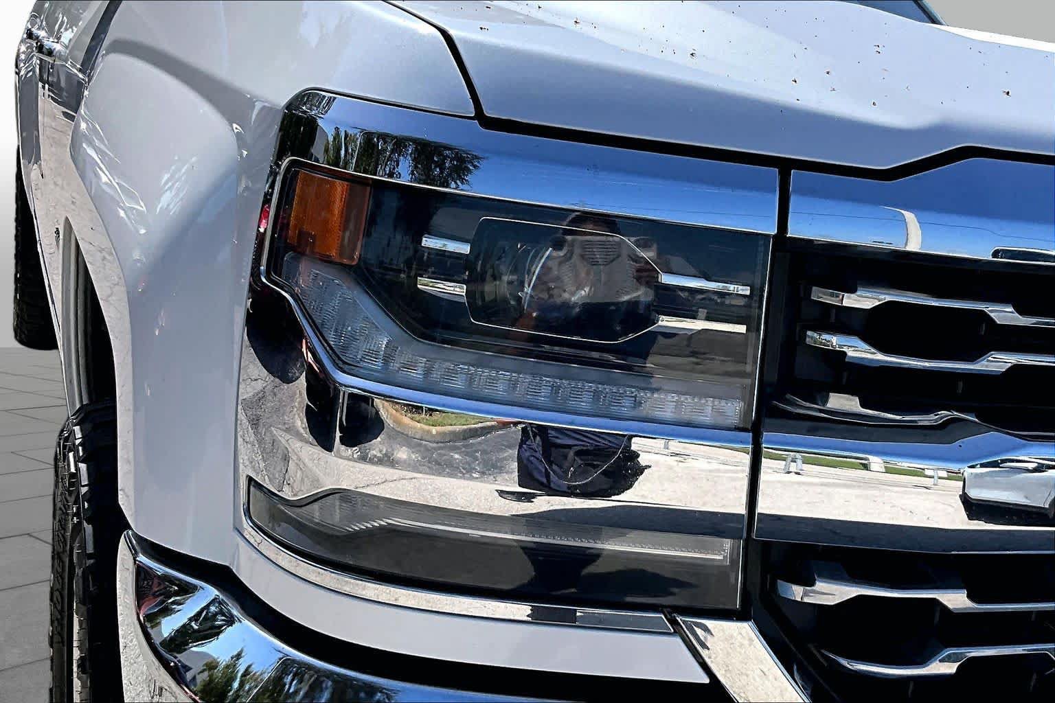 Used 2018 Chevrolet Silverado 1500 LTZ RWD image 28