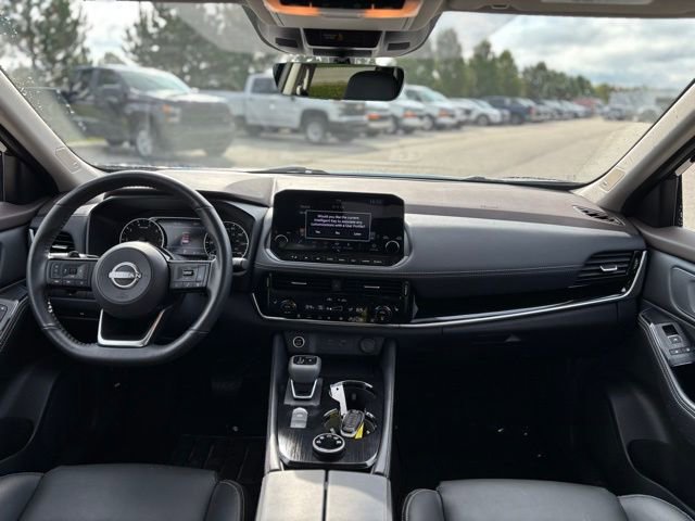 Used 2023 Nissan Rogue SL w/ SL Premium Package image 17