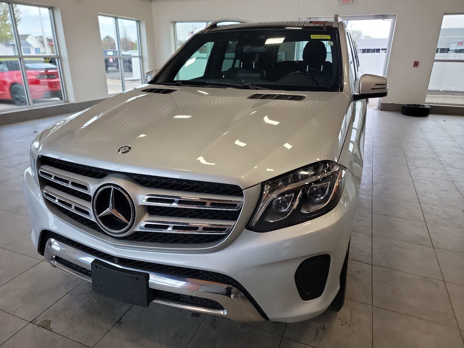 Used 2017 Mercedes-Benz GLS 450 4MATIC image 2