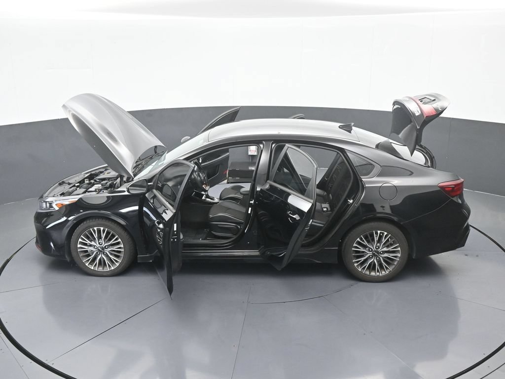 Used 2023 Kia Forte GT-Line w/ GT-Line Technology Package FWD image 58