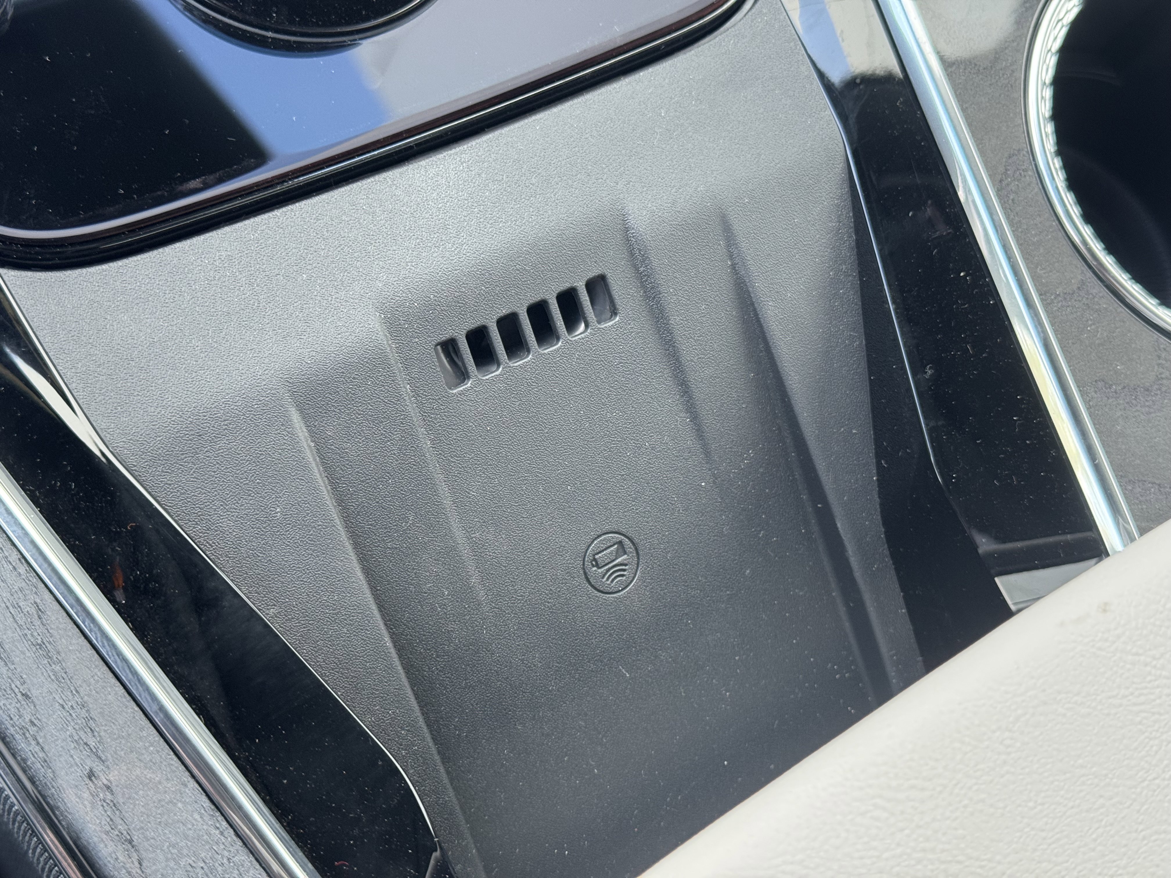 New 2025 Cadillac Escalade IQ Sport 1 w/ LPO, ONYX Package image 27