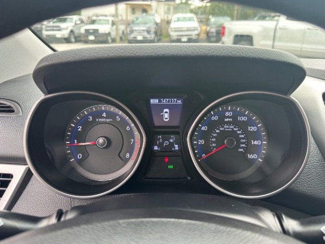 Used 2017 Hyundai Elantra GT image 19