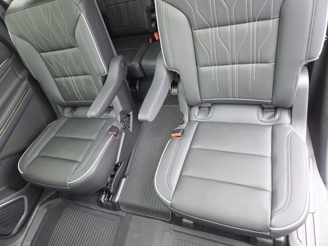 New 2026 Buick Enclave Avenir w/ Super Cruise Package AWD/4WD image 32