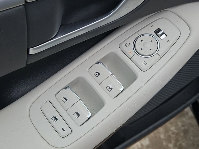 Used 2024 Hyundai Sonata SEL w/ Convenience Package FWD image 15