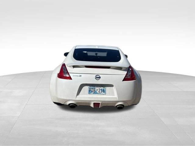 Used 2014 Nissan 370Z Touring w/ Sport Package image 4