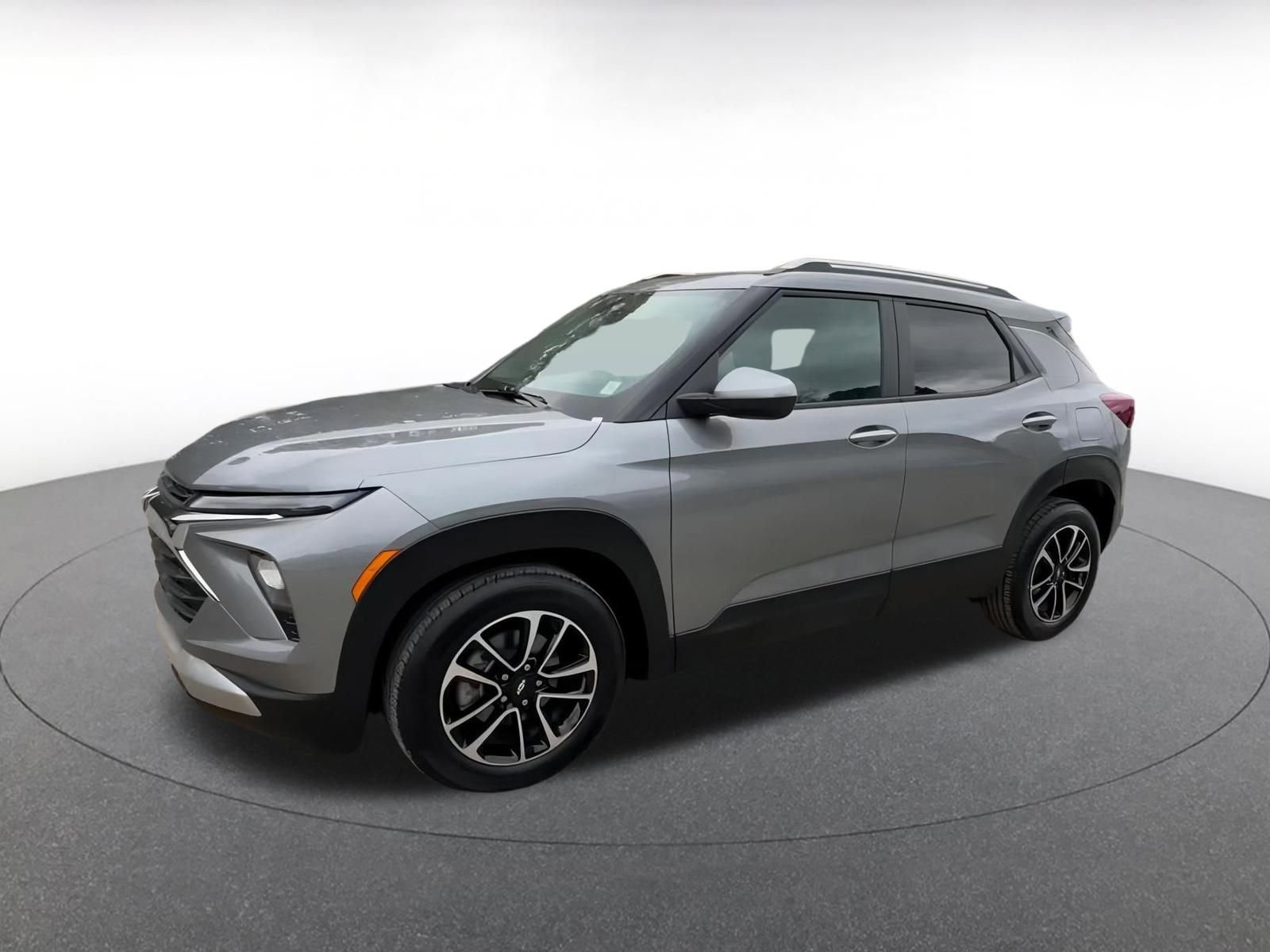 Used 2025 Chevrolet TrailBlazer LT image 8