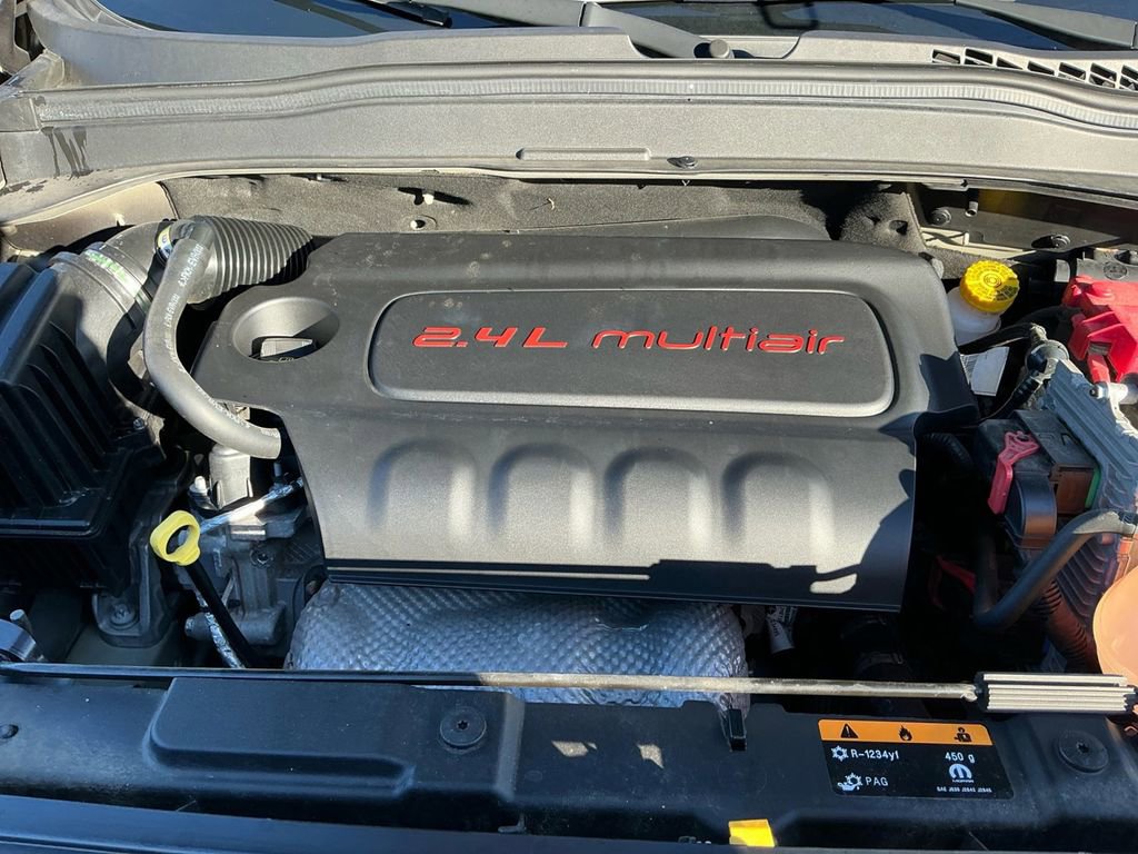 Used 2020 Jeep Renegade Latitude image 25