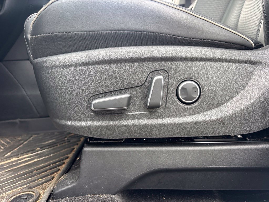Used 2025 Hyundai Palisade SEL FWD image 10