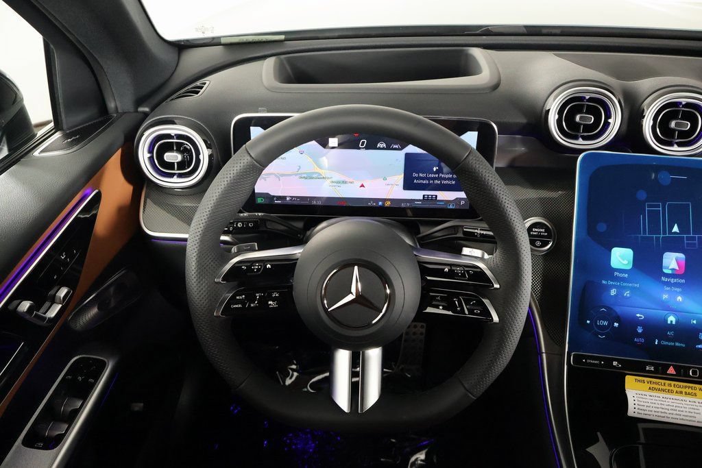 New 2027 Mercedes-Benz GLC 300 image 3