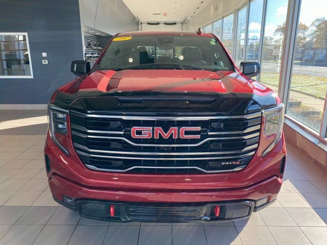 Certified 2025 GMC Sierra 1500 AT4 w/ AT4 Premium Package image 3