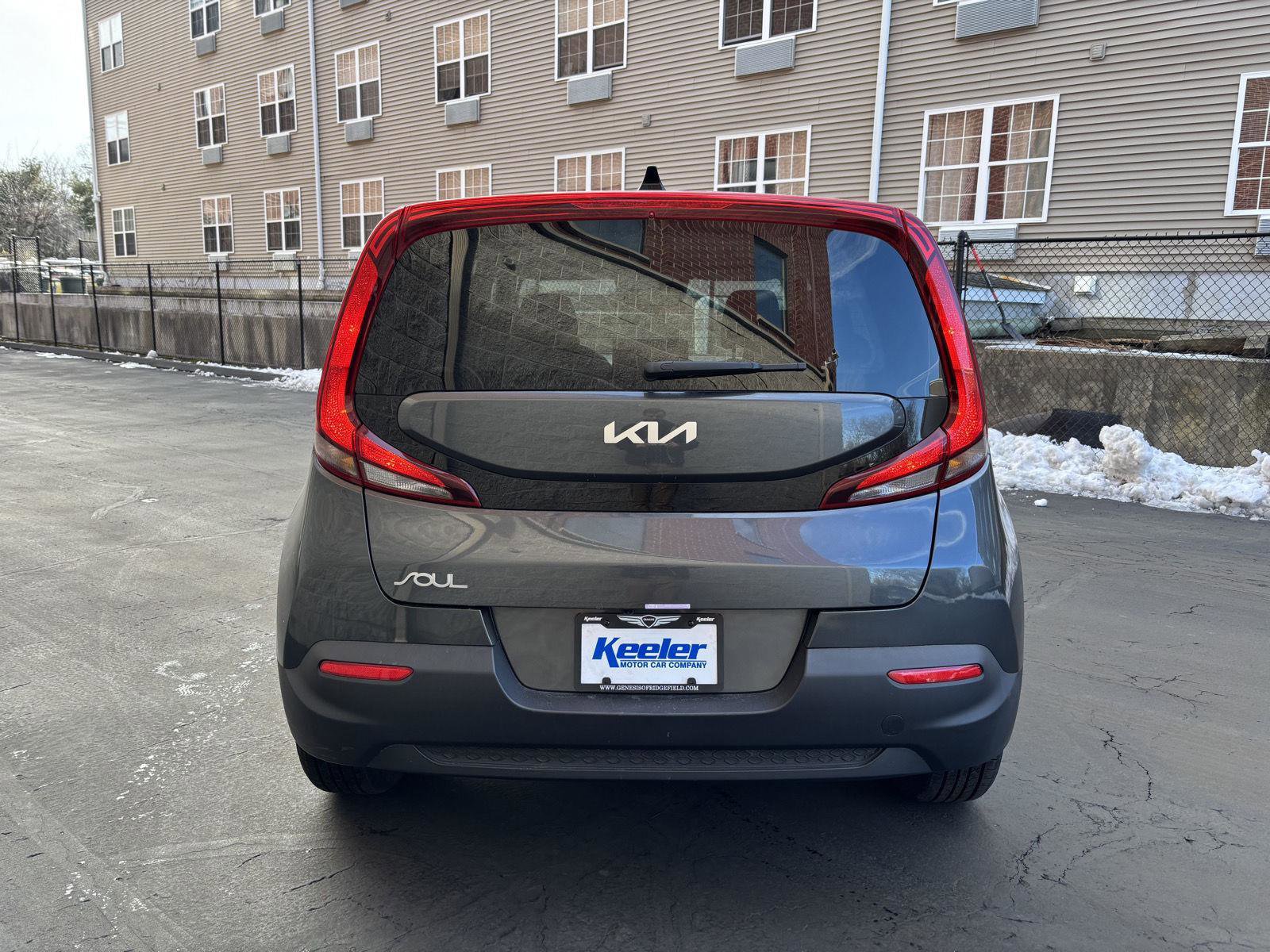 Used 2022 Kia Soul LX w/ Technology Package image 5