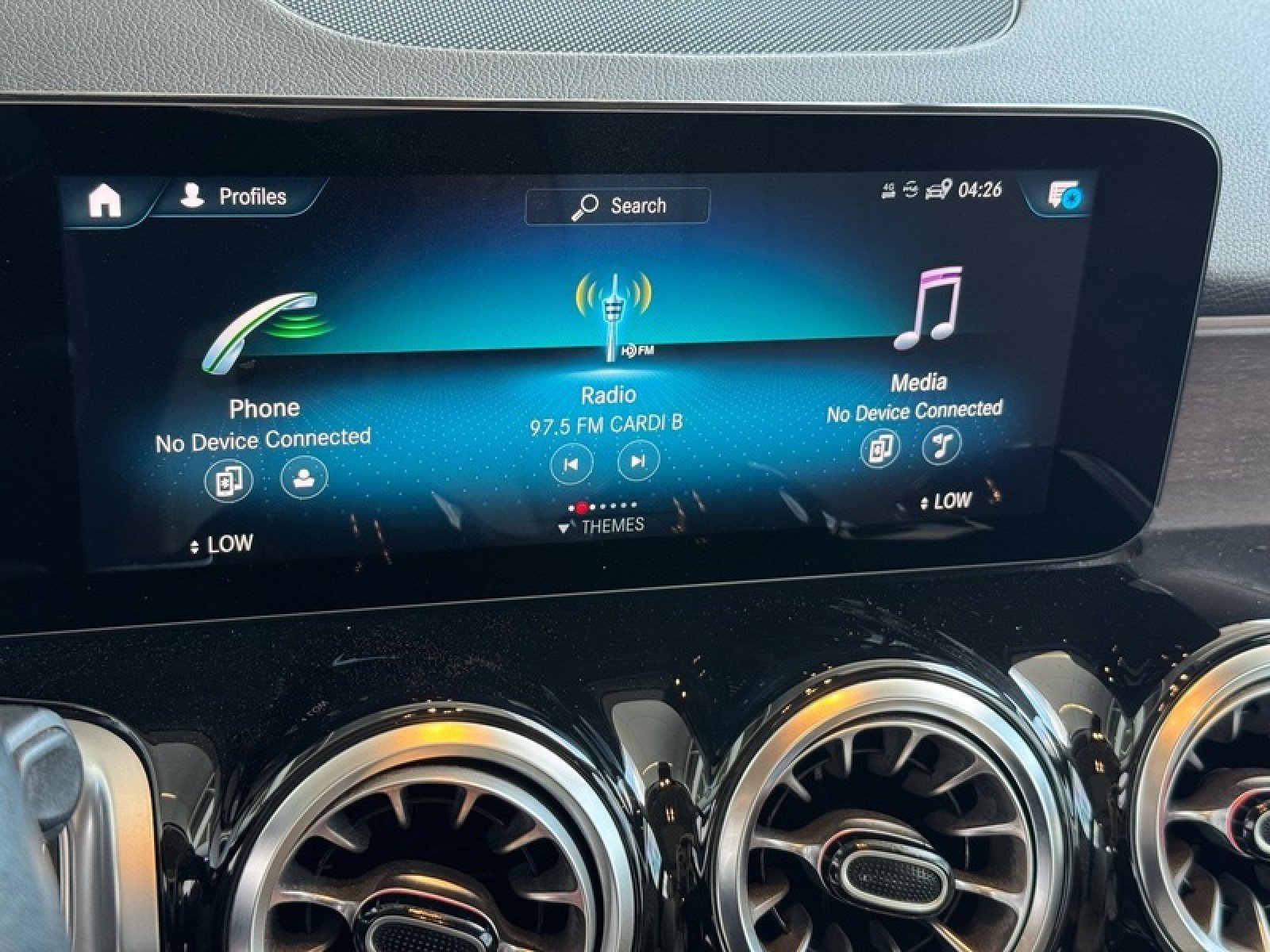 Certified 2022 Mercedes-Benz GLB 250 4MATIC w/ Premium Package Lite image 32