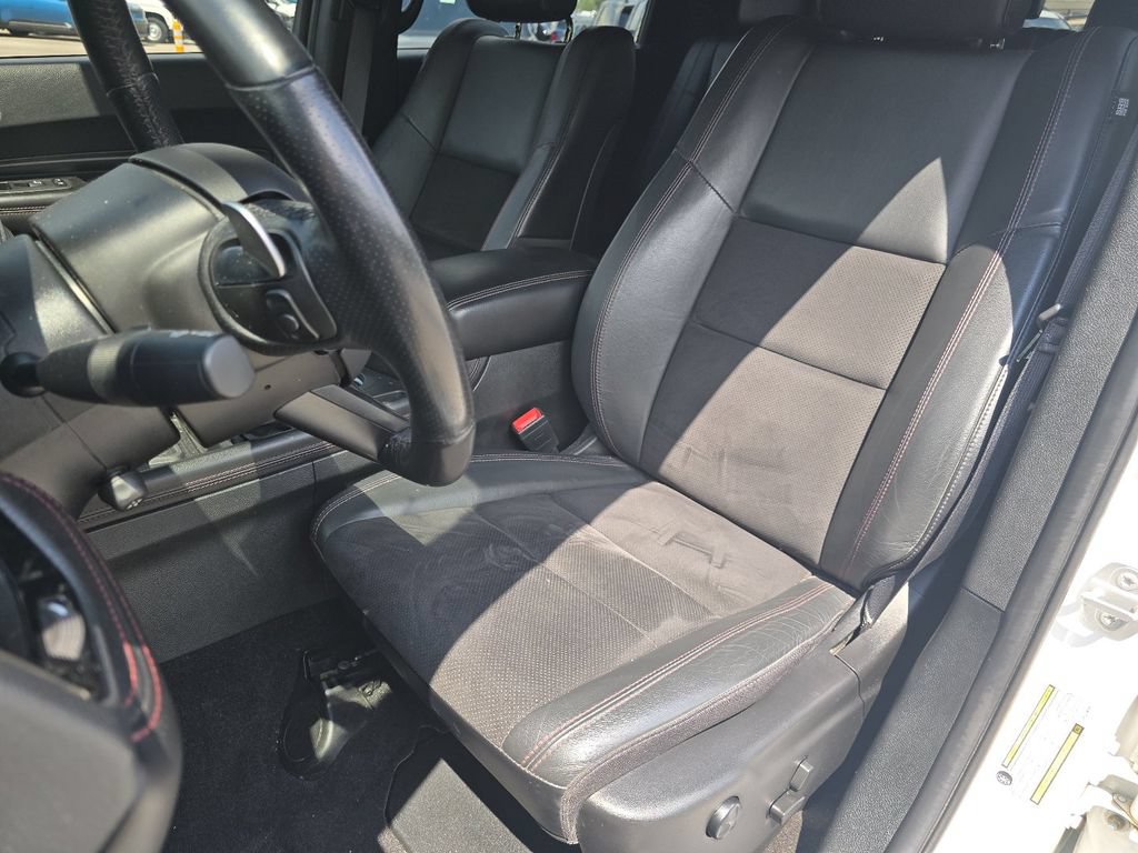 Used 2022 Dodge Durango R/T AWD/4WD image 21
