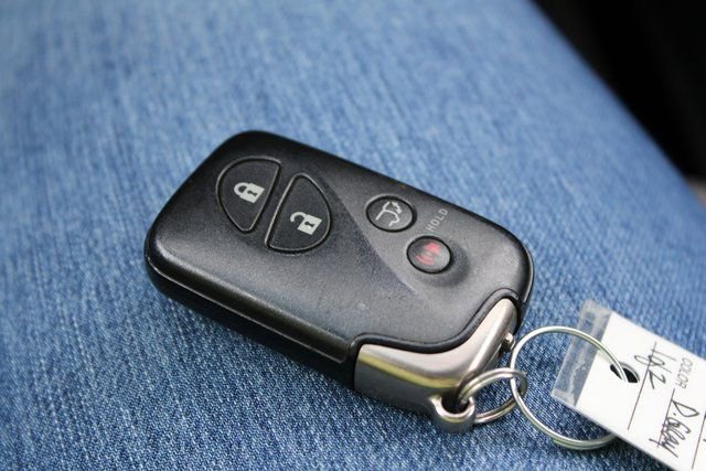 Used 2015 Lexus RX 450h AWD image 23