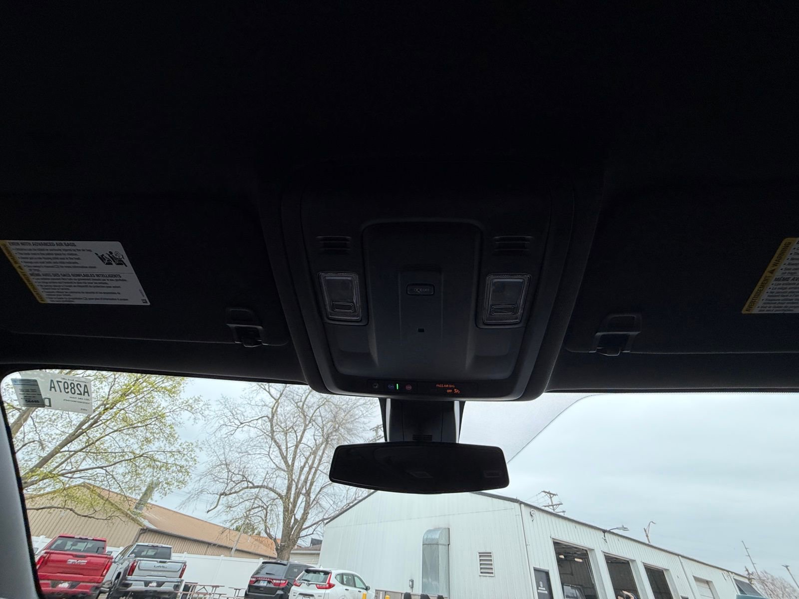 Used 2021 GMC Yukon SLE w/ Gmc Pro Safety Plus Package image 29