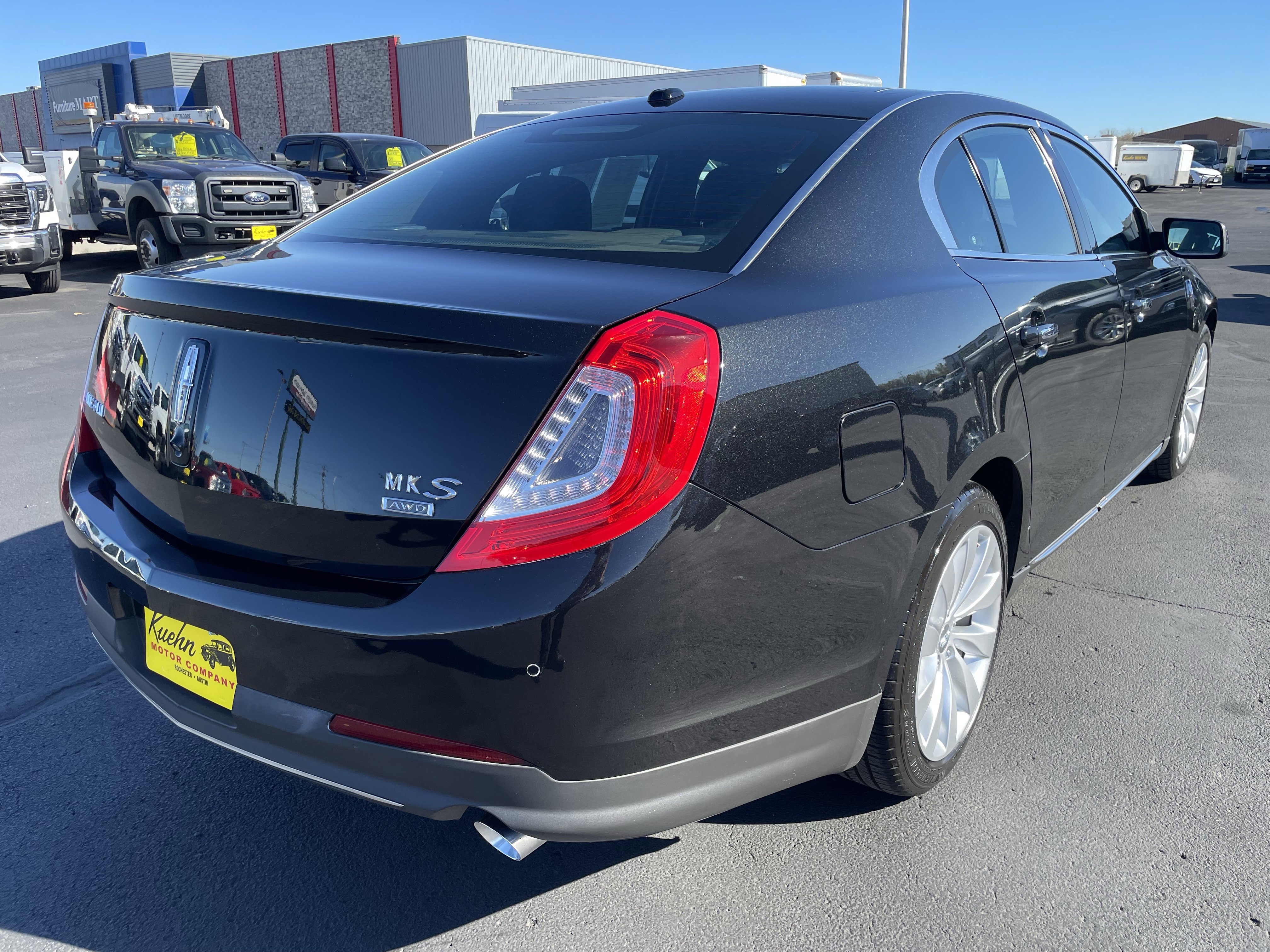 Used 2014 Lincoln MKS AWD w/ Equipment Group 101A image 8