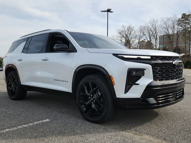 Used 2024 Chevrolet Traverse RS image 7